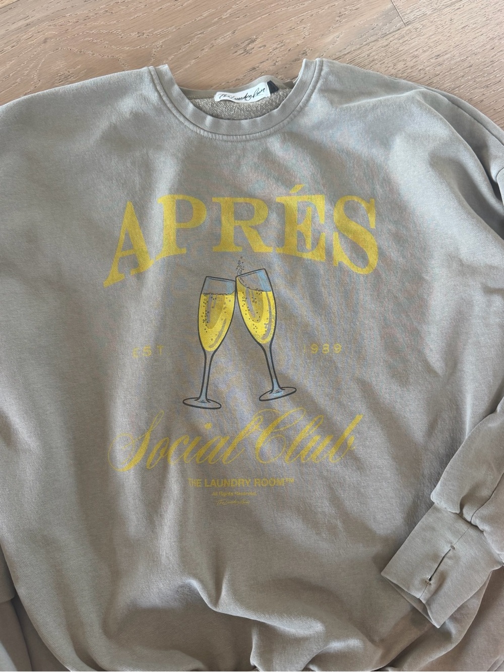 Laundry Room Apres social sweatshirt S